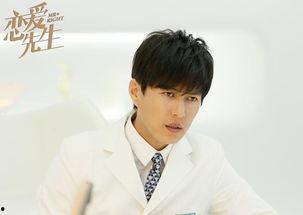 娱乐吃瓜姐靳东,娱乐圈的“吃瓜姐”如何成为实力派演员