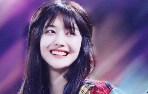 娱乐圈吃瓜七七是谁啊,娱乐圈神秘人物“吃瓜七七”揭秘