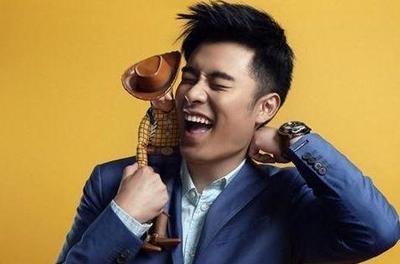 小贾娱乐圈吃瓜视频大全,揭秘明星幕后吃瓜大揭秘