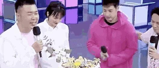 娱乐吃瓜天王相恋