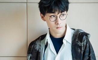 男主吃瓜系统娱乐圈小说,男主在娱乐圈的逆袭之路